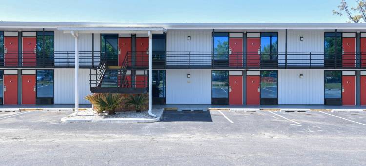 OYO 格鲁吉亚弗多斯塔I-75酒店(OYO Hotel Valdosta GA I-75)图片