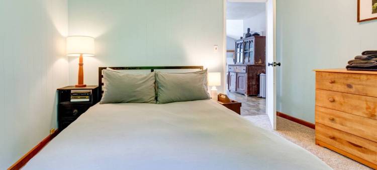 Rustic 2Br Cabin Retreat with Epic Views图片