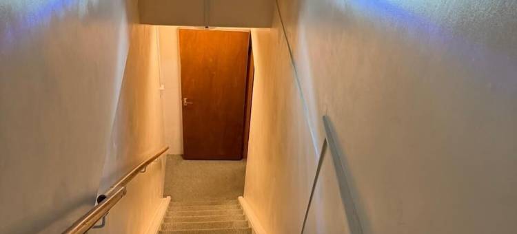 OYO 沃特曼斯阿姆斯赫舍姆酒店(OYO the Watermans Arms Hersham)图片