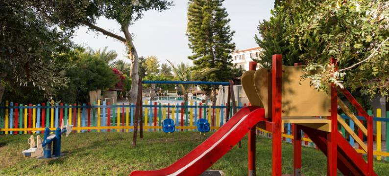 帕福斯花园假日度假村(Paphos Gardens Holiday Resort)图片