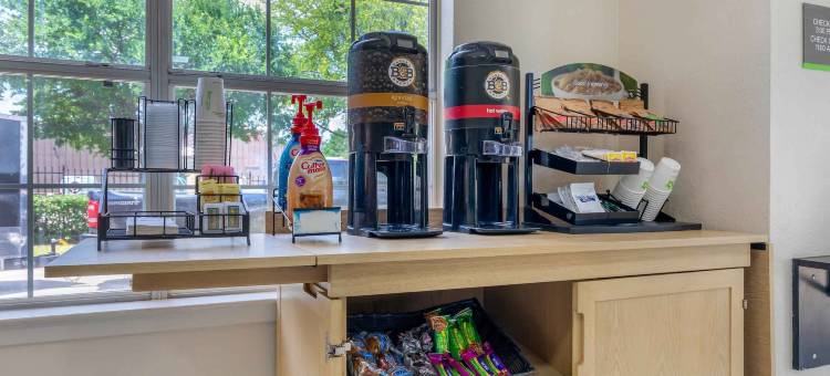 阿林顿六旗长住公寓式酒店(Extended Stay America Suites - Arlington - Six Flags)图片