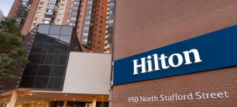 阿灵顿希尔顿酒店(Hilton Arlington)图片