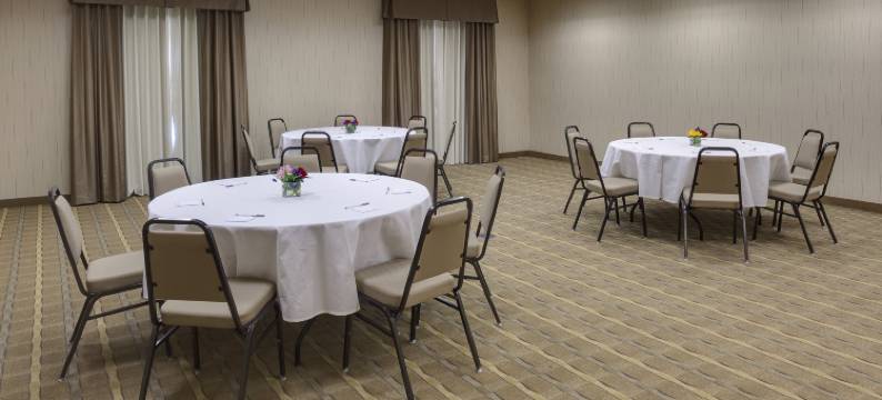 布莱斯欢朋套房酒店(Hampton Inn & Suites Blythe)图片