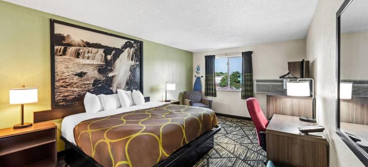 独立城堪萨斯城温德姆速8酒店(Super 8 by Wyndham Independence Kansas City)图片