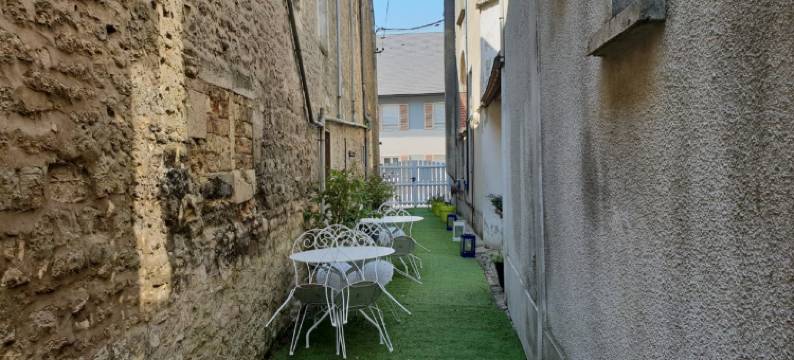 Romantic Escape in Normandy图片