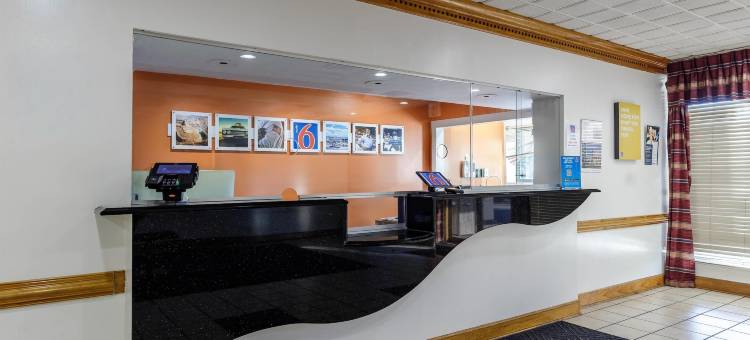 邓弗里斯/康迪科6号汽车旅馆(Motel 6 Dumfries, VA)图片