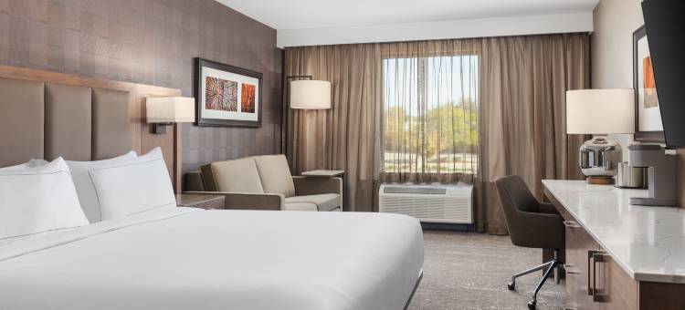 基奇纳希尔顿逸林酒店(DoubleTree by Hilton Kitchener)图片