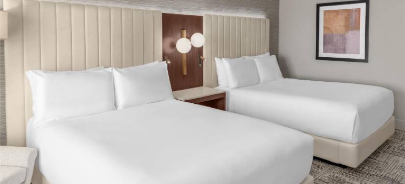 奥瓦通纳希尔顿逸林酒店(DoubleTree by Hilton Owatonna)图片