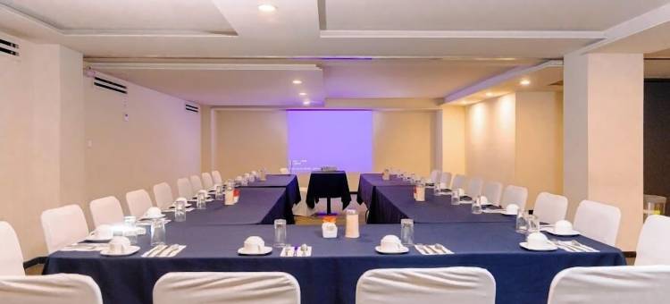 卡萨套房酒店(Kasa Hotel & Suites)图片