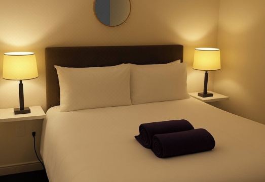 Newly Decorated Studio Apartment -city Centre- Sleeps 2 Hotel Overview