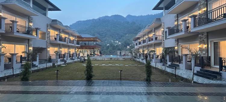 阿姆里塔拉查克拉河度假村(Amritara Chakra River Resort)图片