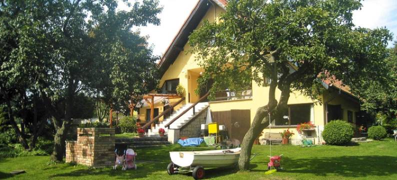 苏洛米诺的度假屋，带私人海滩(Holiday Home in Sulomino with Private Beach)图片