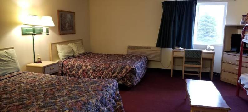 德尔拉皮兹比尔马套房酒店靠近苏福尔斯(Bilmar Inn & Suites Dell Rapids Near Sioux Falls)图片