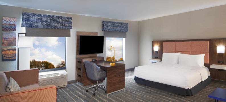 克利夫兰曼图尔欢朋套房酒店(Hampton Inn & Suites Cleveland-Mentor)图片