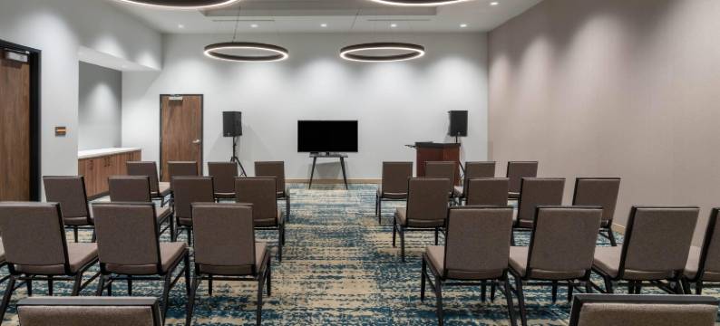 纳什维尔市区/体育场拉昆塔温德姆套房酒店(La Quinta Inn & Suites by Wyndham Nashville Downtown/Stadium)图片