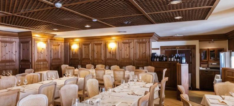 阿拉斯加科尔蒂纳酒店(Hotel Alaska Cortina)图片