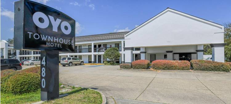 沃尔顿堡滩玛丽埃斯特贝蒙特套房酒店(Townhouse Fort Walton Beach Hurlburt Field)图片