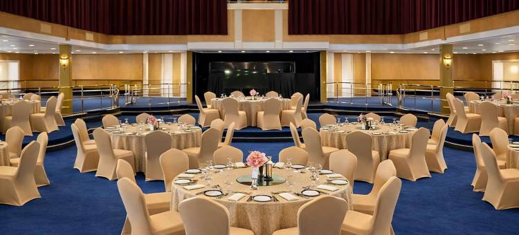 伊丽莎白女王二世酒店(Queen Elizabeth 2 Hotel)图片