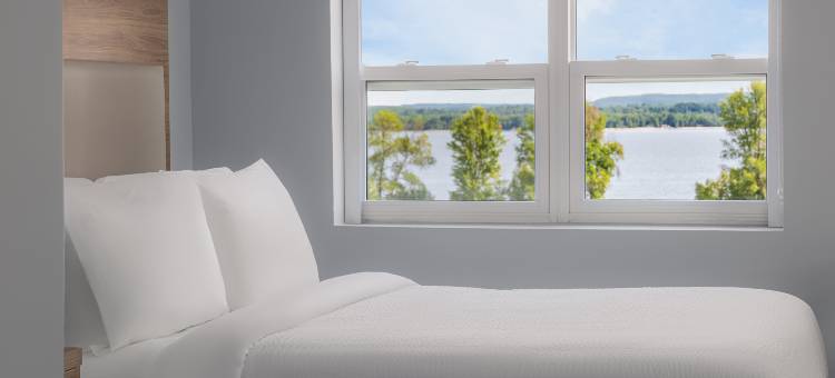 洲际酒店集团的Candlewood Suites 彭布罗克(Candlewood Suites PEMBROKE by IHG)图片