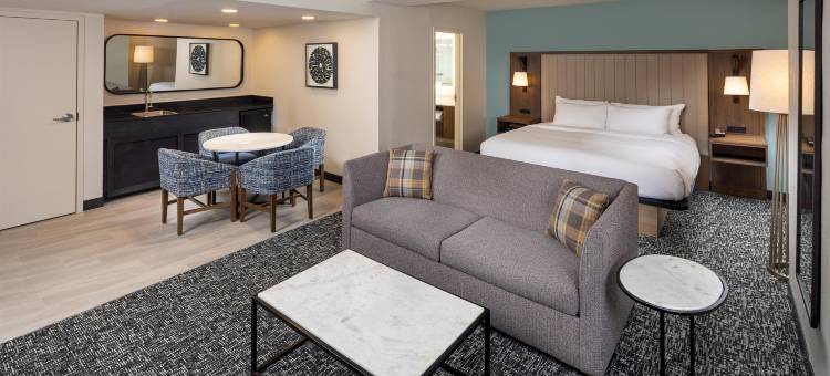 橡树岭希尔顿逸林酒店(DoubleTree by Hilton Hotel Oak Ridge-Knoxville)图片