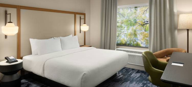 特拉弗斯城万枫酒店及套房(Fairfield Inn & Suites Traverse City)图片