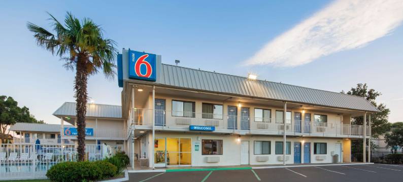 加利福尼亚伍德兰德- 萨克拉门托机场 6号汽车旅馆(Motel 6 Woodland, CA - Sacramento Airport)图片