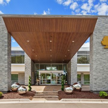 金斯利布卢姆菲尔德山 - 希尔顿逸林酒店(The Kingsley Bloomfield Hills - a DoubleTree by Hilton)图片