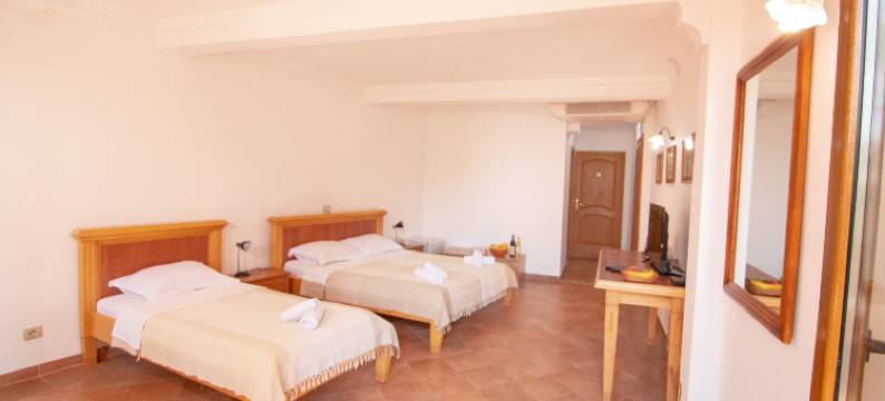 Levantin Inn 1/3 Room N.4 Sea Side图片