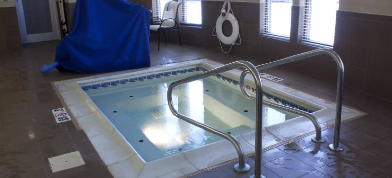 智选假日酒店及套房 扬斯敦西 - 奥斯丁镇 IHG(Holiday Inn Express & Suites YOUNGSTOWN WEST - AUSTINTOWN by IHG)图片