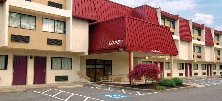 克利夫兰机场-米德尔堡高地红顶酒店(Red Roof Inn Cleveland Airport - Middleburg Heights)图片