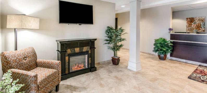 宾夕法尼亚华盛顿郊区套房酒店(Suburban Studios Washington, PA)图片