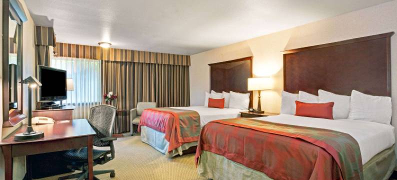 图克维拉南部中心华美达酒店(Ramada by Wyndham Tukwila Southcenter)图片