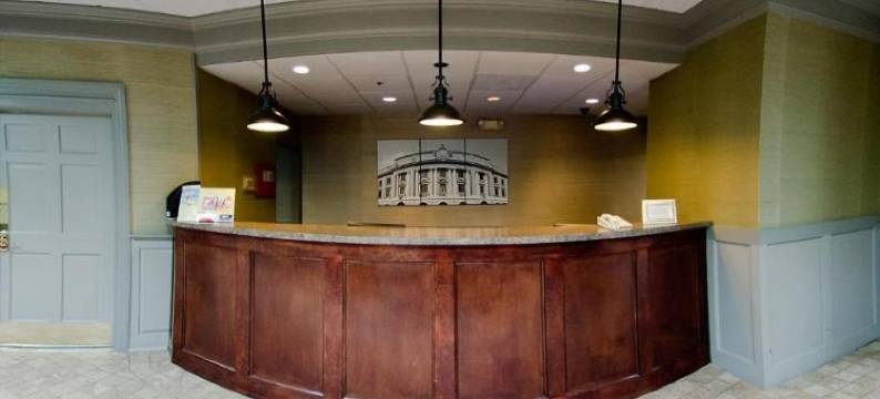 品质套房酒店-新哈特福德-尤蒂卡(Quality Inn & Suites New Hartford - Utica)图片