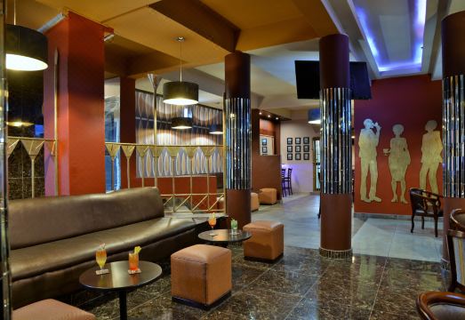 Cresta Oasis Hotel Hotel Overview