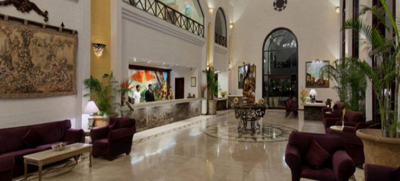 阿吉特大厦酒店(Golden Palms Hotel and Spa Bangalore)图片