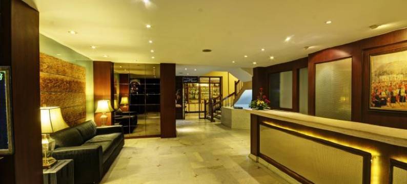 鲁帕酒店(Hotel Roopa)图片