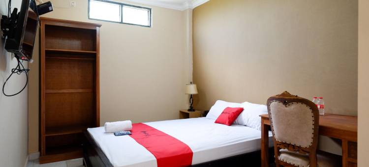 瓦泰斯特拉加穆利亚红多兹酒店(RedDoorz at Telaga Mulya Hotel Wates)图片
