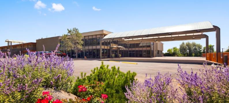 拉顿贝斯特韦斯特优质酒店(Best Western Plus Raton Hotel)图片