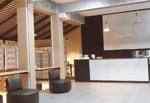 B Square Hotel Hotel Overview