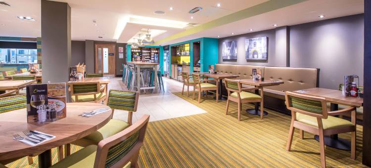 普瑞米尔贝里圣埃德蒙兹市中心酒店(Premier Inn Bury St Edmunds Town Centre)图片