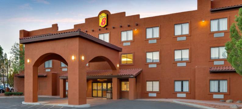 佩奇-鲍威尔湖速8酒店(Super 8 by Wyndham Page/Lake Powell)图片