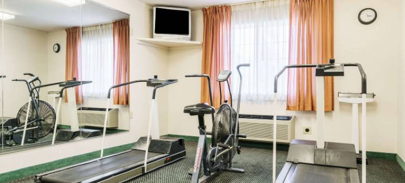 谢尔登速8酒店(Super 8 by Wyndham Sheldon)图片