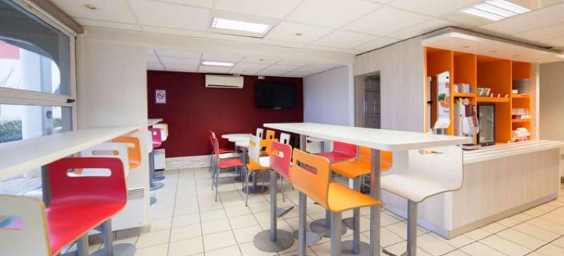 日尔大学普瑞米尔经典酒店(Premiere Classe Grenoble Sud - GIÈRES UNIVERSITÉ)图片