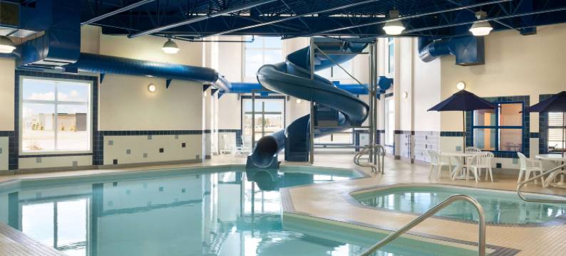 德雷顿谷华美达酒店(Ramada by Wyndham Drayton Valley)图片