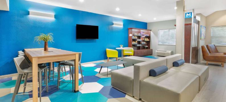 麦客达温德姆奥斯汀机场酒店及套房(Microtel Inn & Suites by Wyndham Austin Airport)图片