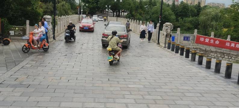 房东古九州三居室四楼公寓(三合东街分店)图片