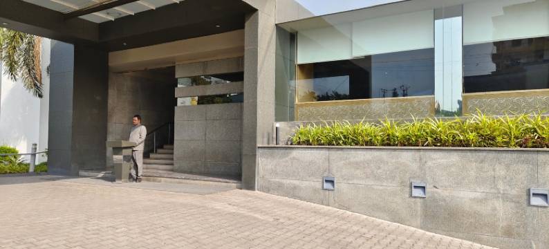 皇家兰花中央阿寇塔酒店 - 瓦多达拉(Royal Orchid Central Akota - Vadodara)图片