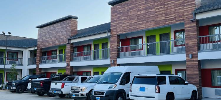 金伍德IAH机场美洲佳值套房酒店(Americas Best Value Inn & Suites Kingwood IAH Airport)图片