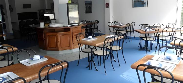 布里特酒店舒适吉恩(Brit Hotel Confort Gien)图片