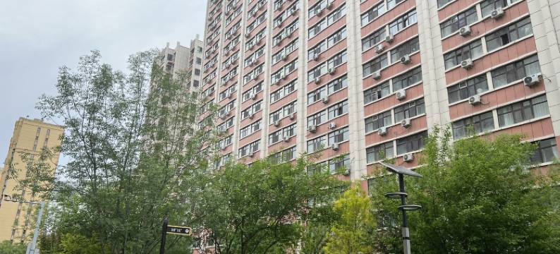 无疆伊宁店民宿(上海北路分店)图片